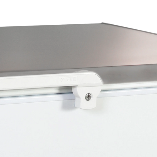 Tefcold Commercial Stainless Steel Solid Lid Chest Freezer 556L | Heavy-Duty Catering Freezer